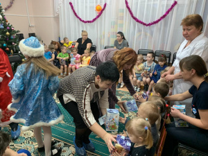 alt