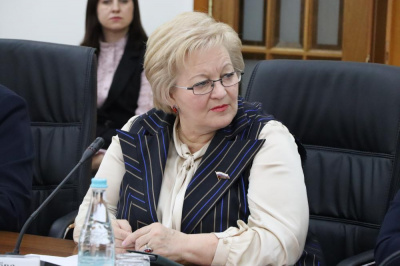 Надежда Пономарева приступила к исполнению обязанностей председателя Курского городского Собрания