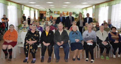 Депутаты Владимир Трепаков и Александр Панюков посетили подшефный дом-интернат ветеранов войны и труда