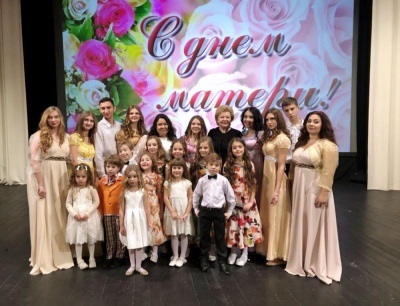 День матери – праздник всех курян!